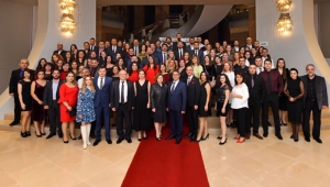 NESİBE AYDIN OKULLARINDAN GÖRKEMLİ 35.YIL BALOSU