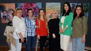 ESERLER MÜZEYİ RENKLENDİRDİ