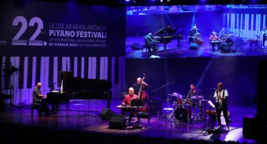 DOĞU VE BATI MÜZİKLERİ, ANTALYA PİYANO FESTİVALİ'NDE BULUŞTU