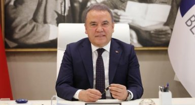 BAŞKAN BÖCEK'TEN BAYRAM KUTLAMASI