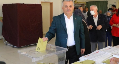 ANTALYA VALİSİ ERSİN YAZICI OYUNU KULLANDI