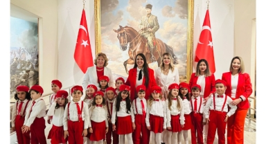 ÖĞRENCİLER ANITKABİR'İ ZİYARET ETTİ 