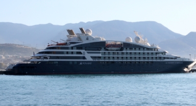 Turistler kruvaziyerle geldi