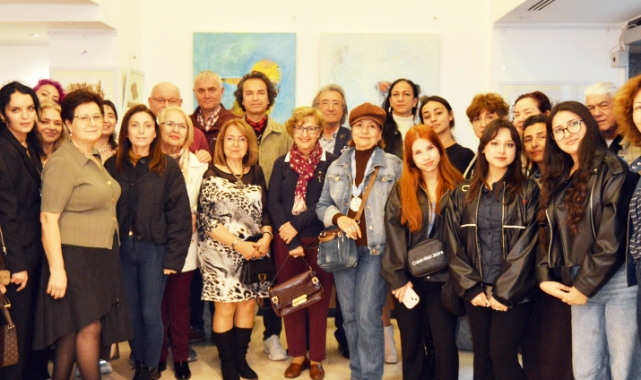 Antalyalı öğretmenin sergi heyecanı